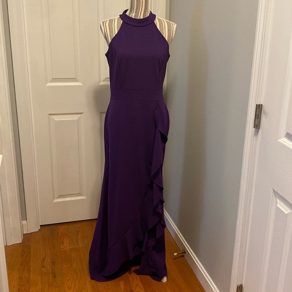 Beautiful true purple long ruffled dress. - Picture 1 of 5